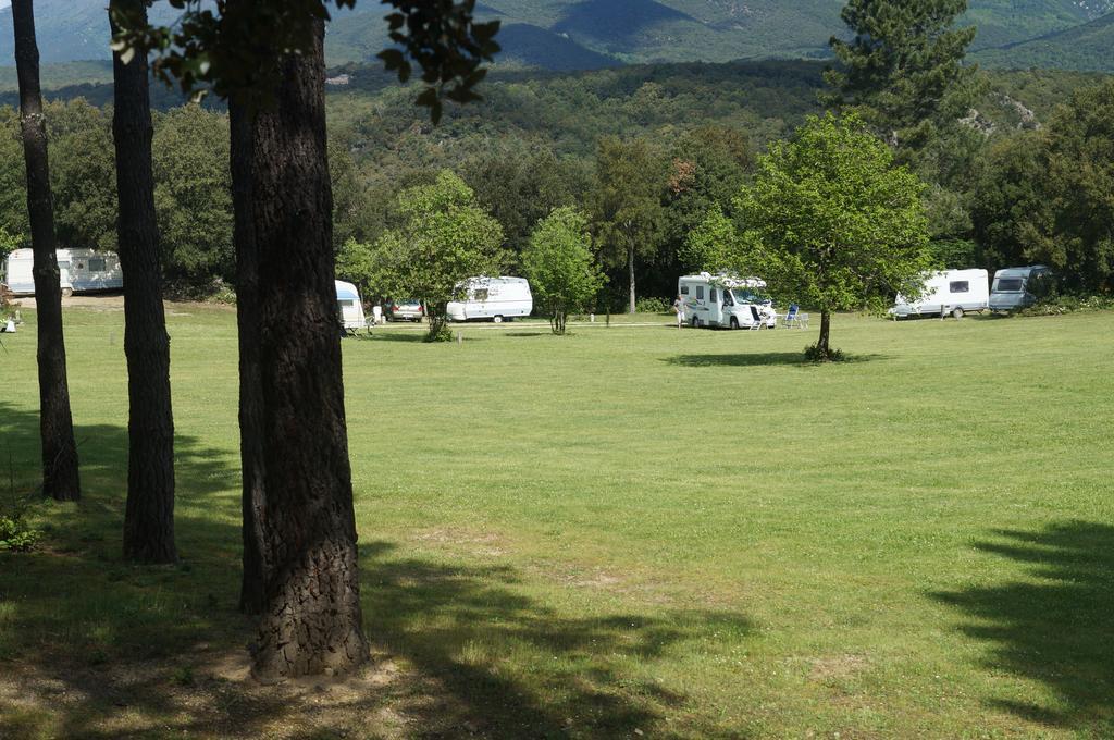 Camping Maçanet de Cabrenys Exterior foto